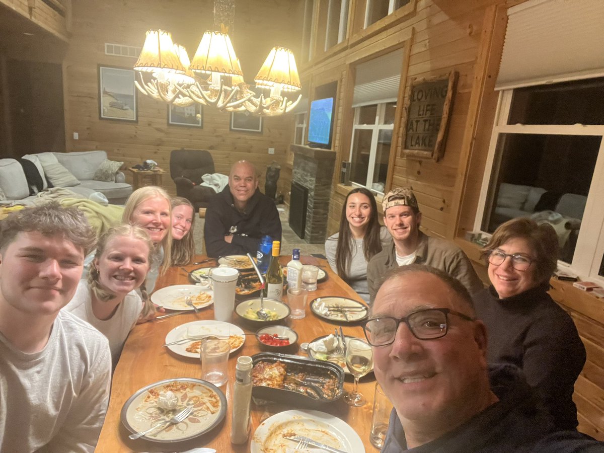 KevinWolma's tweet photo. As we sat at the dinner table tonight we shared our one word for 2025 and the why behind it. What is your one word for 2025? @JonGordon11 https://t.co/8i04eEF5am