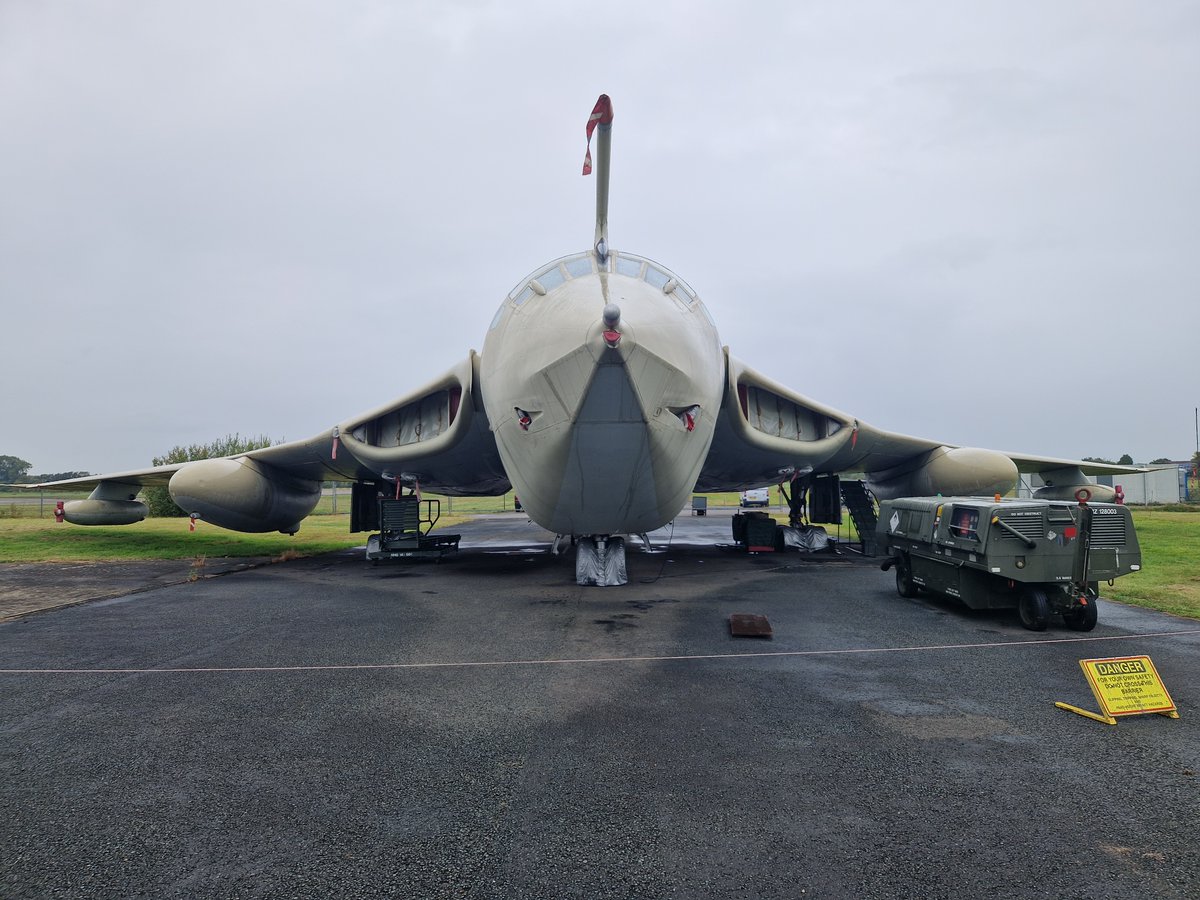 VICTOR ENGINE RUN
As with our Nimrod anti-det (anti-deterioration) run last month, the engines of the Victor will be run-up on January 11th. It's a normal Museum day, meaning no special tickets needed and return tickets are valid (if still in-date and signed).