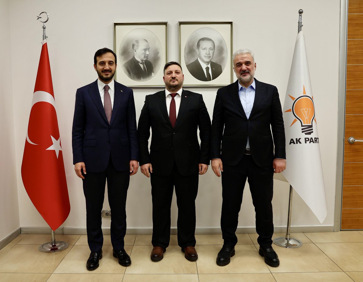abdullahozdemir's tweet photo. Sancaktepe Olağan İlçe Kongremizde, Cumhurbaşkanımızın tensipleriyle İlçe Başkan Adayımız olarak belirlenen Sayın Feyzullah Torlak’ı (@FeyzullahTORLAK) gönülden kutluyorum. Yeni ilçe yönetimimizle birlikte, partimizin hedefleri doğrultusunda önemli çalışmalara imza atacaklarına olan güvenim tamdır.

Bu onurlu görevi bugüne kadar başarıyla sürdüren Sayın Turgay Akpınar’a (@akpinarturgay) ve yönetimine, emekleri ve partimize sağladığı katkılar için teşekkür ediyorum.

Yeni dönemin Sancaktepe’mize ve İstanbul’umuza hayırlı olmasını temenni ediyor, birlik ve beraberlik içinde daha güçlü bir geleceğe ilerleyeceğimize inanıyorum.