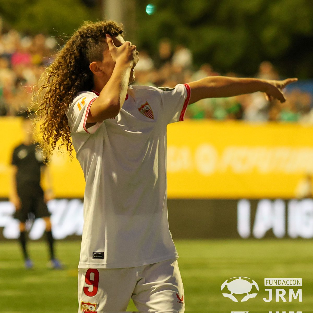 elsevillistacom's tweet image. 📰 David Rosa &quot;El Mensaje de Navas nos ayudó a motivarnos más&quot;

#️⃣ #SevillaFC #TDSDeporte #SevillaFCInfB #LALIGAFCFUTURES

✒️ @GonzaloGomez_M_

🔗elsevillista.net/2025/01/david-…