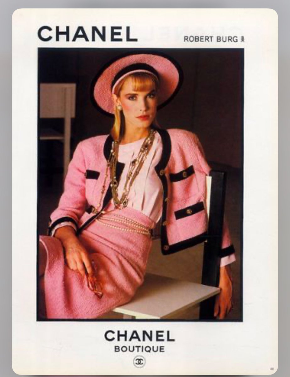 jsunny365's tweet image. Anyone else miss all things pink tweed, pink herringbone, pink cashmere, pink linen weave, pink slub yarn winter coats, super hard to even find pink wool fabrics anymore in fabric store
we want our pink wardrobe staples back…
classics like Chanel down to basics like Penney’s