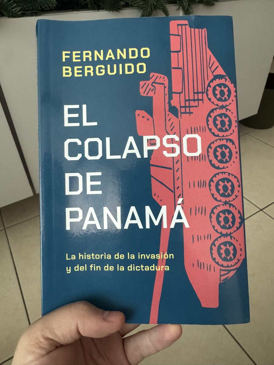 Hoy terminé de leer este libro, el cual recomiendo todo panameño debería leerlo. 

Me queda el sinsabor de cómo se la ha mentido a un país descaradamente, como reza en una parte del libro ‘El Estado eligió olvidar para enterrar la memoria’. 

Los millones que manejó la dictadura,