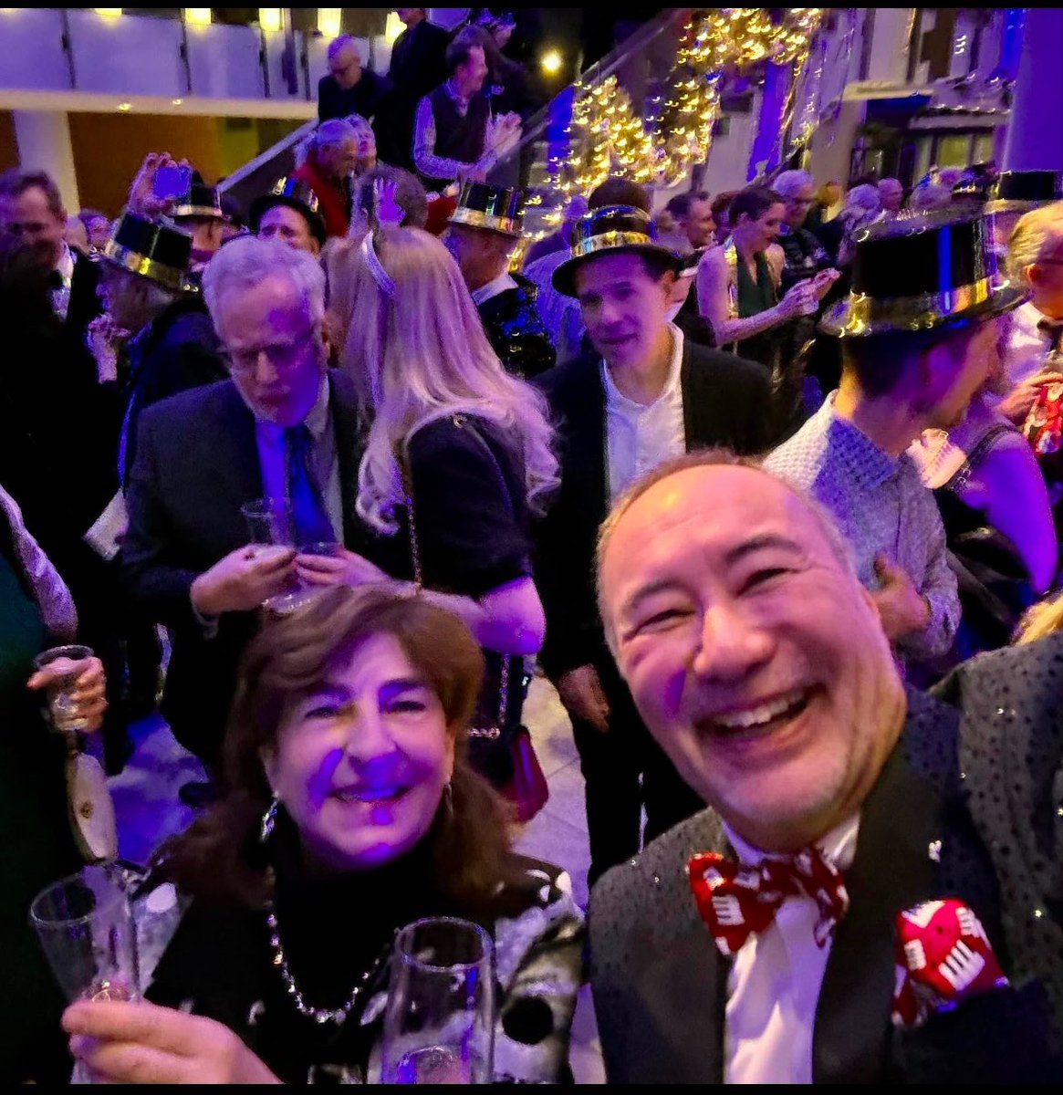 JonKimuraParker (@jonkimuraparker) on Twitter photo Happy New Year from Minneapolis!! Two sold-out Gershwin concerts with the incredible J’nai Bridges, my BFF Bill Eddins, and yours truly with Rhapsody in Blue. <a href="/minnorch/">Minnesota Orchestra</a> @blackfrodo1420 <a href="/jnaibmezzo/">J'nai Bridges</a>
.#classicalmusic #rhapsodyinblue #gershwin #classicalmusic #jazz #happynewyear Happy New Year from Minneapolis!! Two sold-out Gershwin concerts with the incredible J’nai Bridges, my BFF Bill Eddins, and yours truly with Rhapsody in Blue. <a href="/minnorch/">Minnesota Orchestra</a> @blackfrodo1420 <a href="/jnaibmezzo/">J'nai Bridges</a>
.#classicalmusic #rhapsodyinblue #gershwin #classicalmusic #jazz #happynewyear