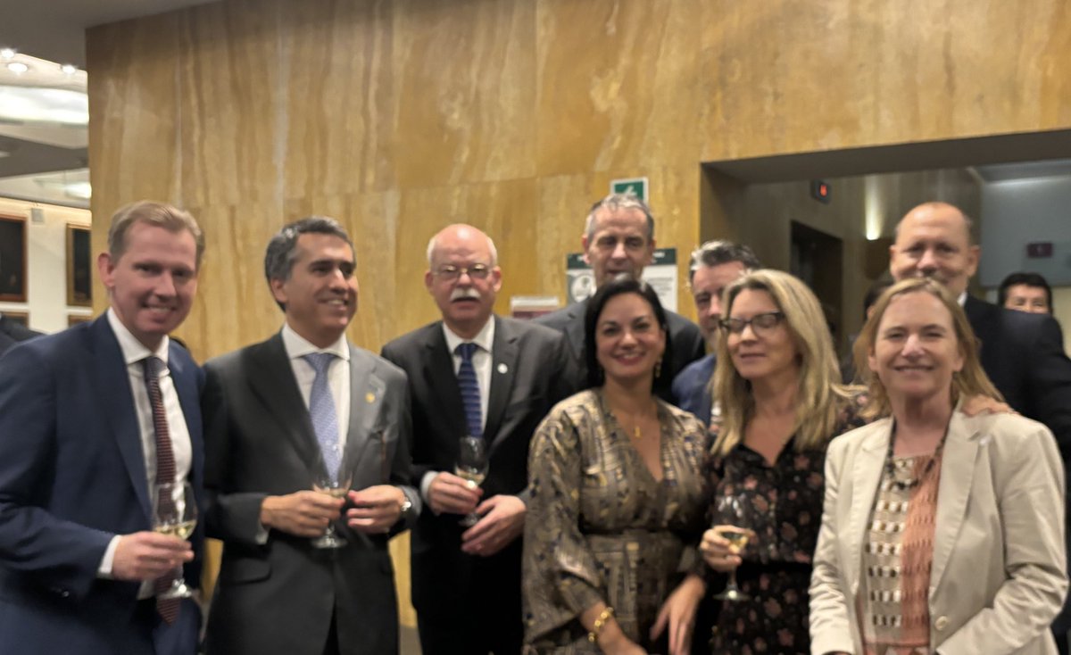 Jennifer Feller tweet media