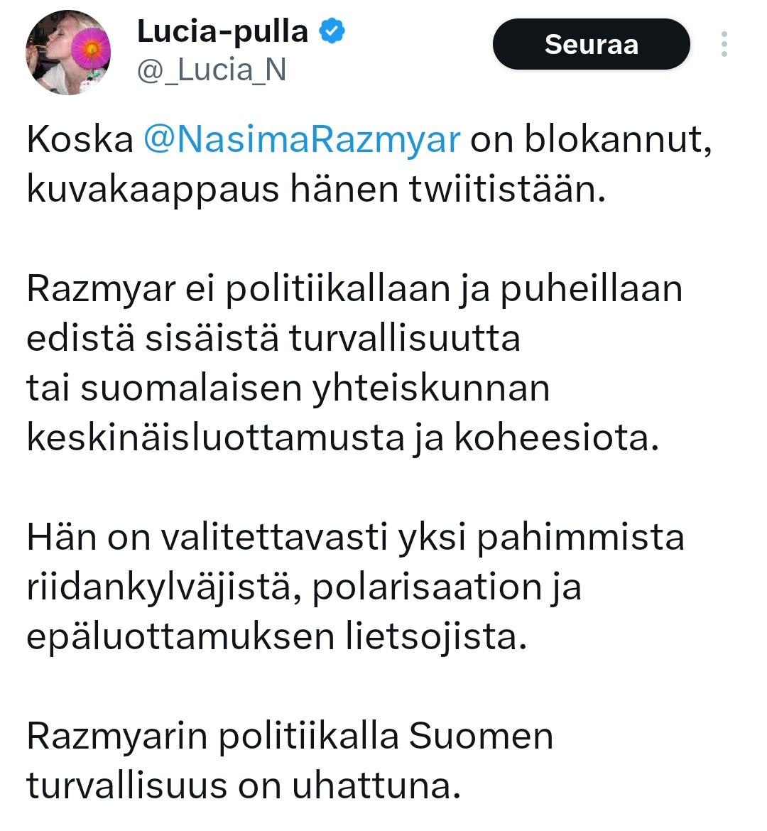 ulibotti's tweet photo. Tämä julkaisu on todettu äärimmäiseksi ulinaksi. #ulibotti #persutollo #populistipelle #pihalla #sekaisin #eitietoa #eiymmärrystä #eimitään #someulina https://t.co/7kccMyvj3f