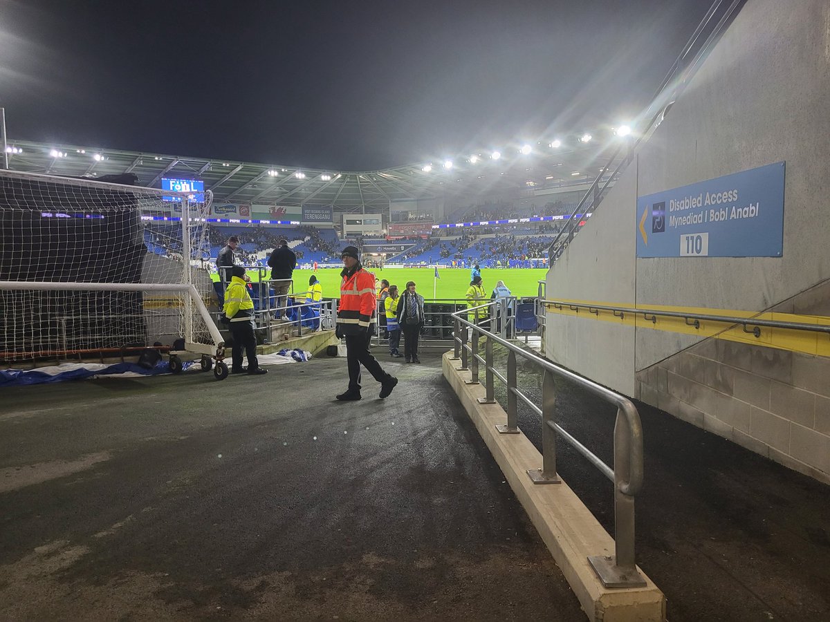 1st <a href="/SJACymru/">St John Ambulance Cymru</a> duty of 2025 and I am Operational Commander for <a href="/CardiffCityFC/">Cardiff City FC</a> v <a href="/Coventry_City/">Coventry City</a> ⚽️ Thanks all for a great duty 😀 👍 <a href="/RichBaxter19/">Richard Baxter</a> <a href="/mickflanz/">Mike Flanagan</a> <a href="/gwyn_ratcliffe/">Gwyn Ratcliffe</a> and others from around SE Wales <a href="/SJACGwent/">St John Ambulance Cymru Gwent</a> #justincase #volunteering