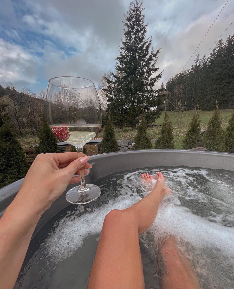 I wish to visit 15 countries 2025 🥂
Who wants to be my travel partner? 😊