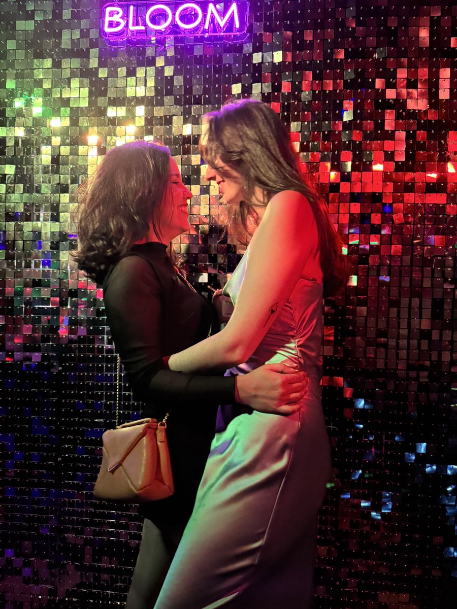 boIIera's tweet photo. Love love 🏳️‍🌈❤️‍🩹

@joyviana_s https://t.co/lzEuhKomZg