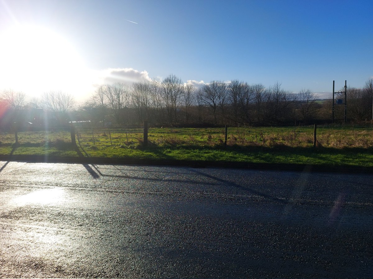 JamesBurrows001's tweet image. #nhs1000miles 2024 total 230 miles. I started 2025 with a 4 mile walk. 2025 is a year for me to get fit. Support my mental health with more exercise, better sleep, and reduced stress. I am looking forward to having a more successful year. Happy New Year to you all