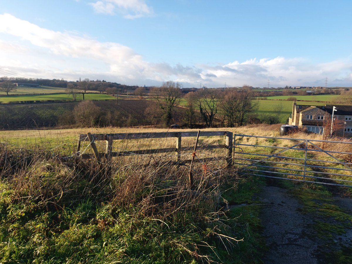 JamesBurrows001's tweet image. #nhs1000miles 2024 total 230 miles. I started 2025 with a 4 mile walk. 2025 is a year for me to get fit. Support my mental health with more exercise, better sleep, and reduced stress. I am looking forward to having a more successful year. Happy New Year to you all