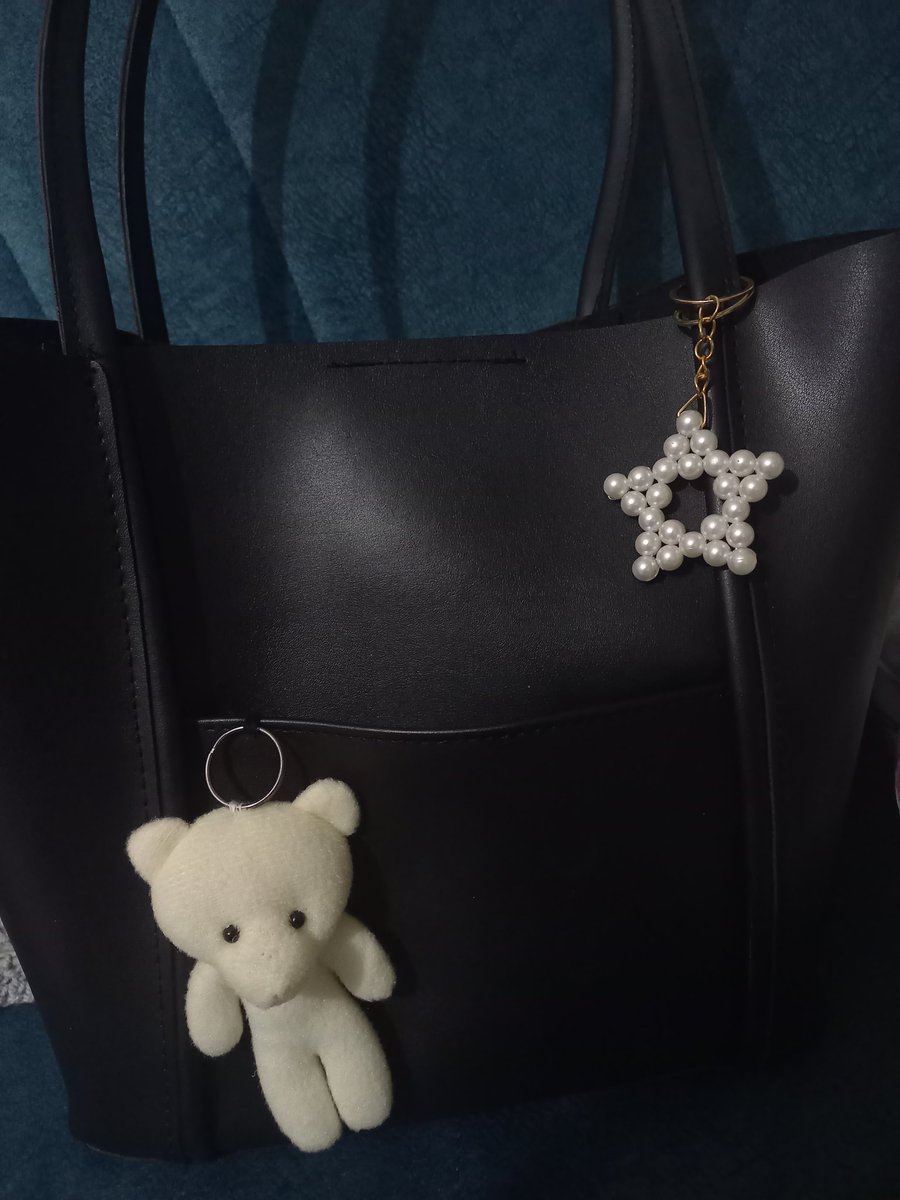 Çantama naptik annemle bakınn