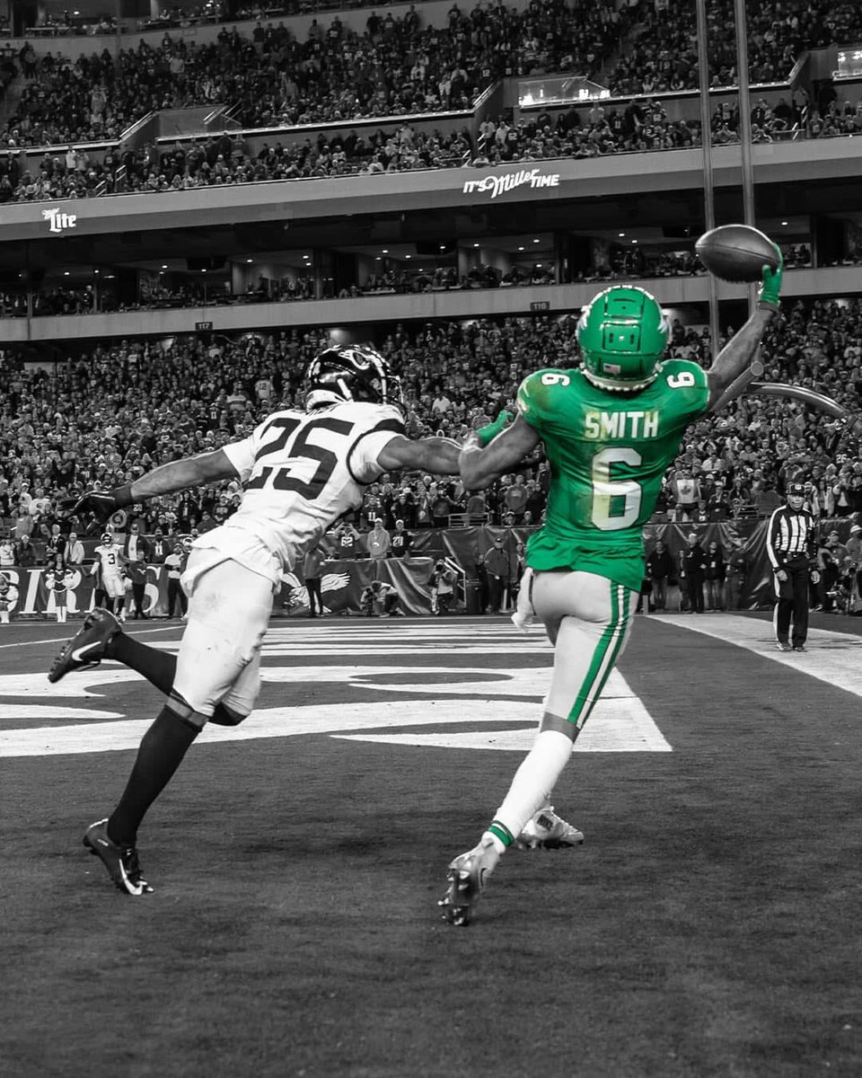 Quay L.Jones🦅 #FlyEaglesFly SBLIX CHAMPIONS!! tweet media