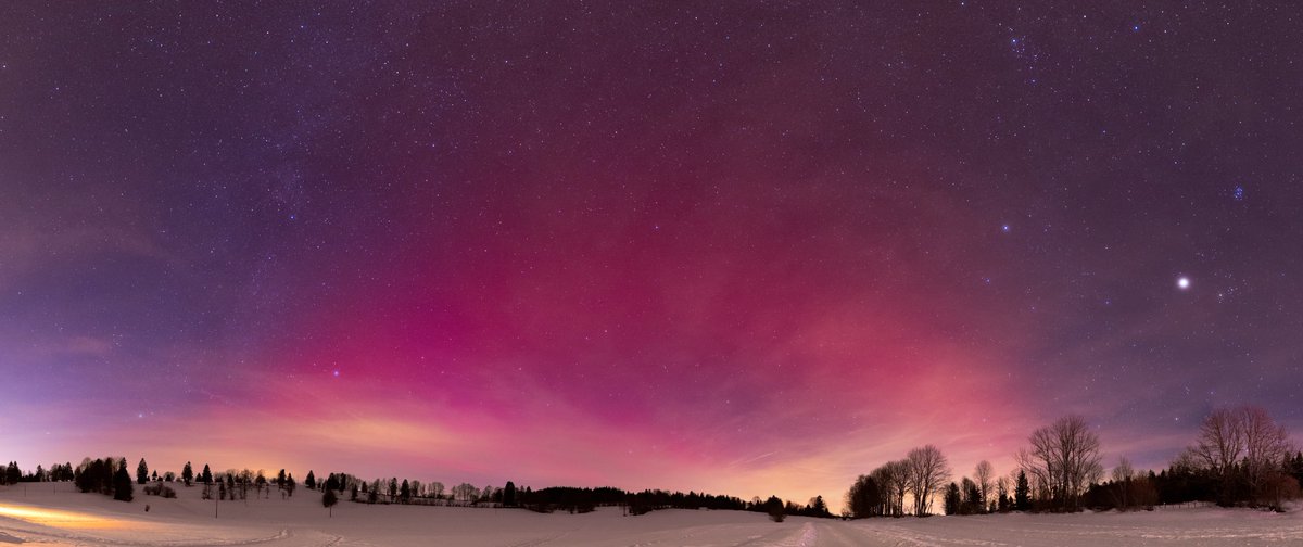 Arc SAR ce soir juste après le pic d’intensité des aurores boréales dans le ciel de Franche-Comté !