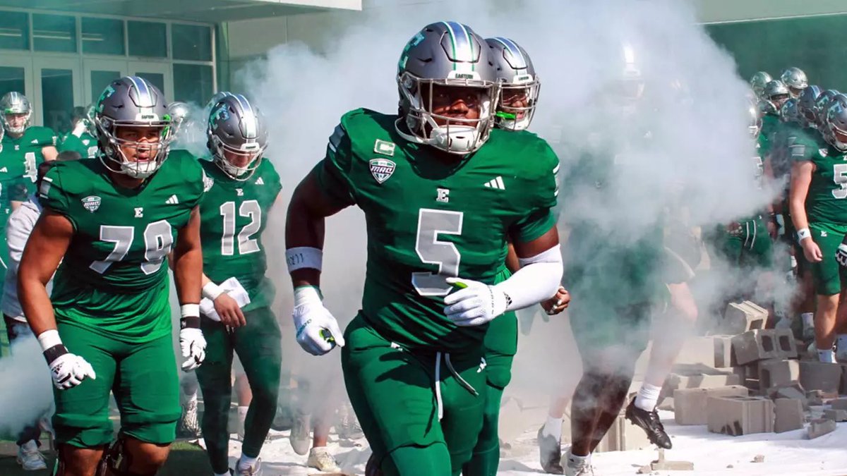 Everett Hunter (@everetthunter_) on Twitter photo Thank you Lord.
Blessed to receive an offer from Eastern Michigan.
<a href="/Coach_Creighton/">Chris Creighton</a> <a href="/Coach80Cj/">Chris Chestnut</a> <a href="/afrias116/">Anthony Frias</a> <a href="/MJCFootball/">MJC Football</a> <a href="/CoachAbbasi/">Coach Abbasi</a> Thank you Lord.
Blessed to receive an offer from Eastern Michigan.
<a href="/Coach_Creighton/">Chris Creighton</a> <a href="/Coach80Cj/">Chris Chestnut</a> <a href="/afrias116/">Anthony Frias</a> <a href="/MJCFootball/">MJC Football</a> <a href="/CoachAbbasi/">Coach Abbasi</a>