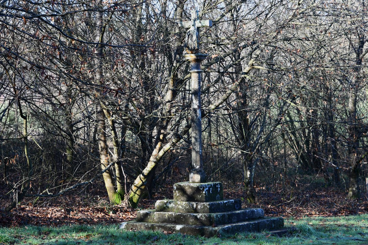 santiagogrial's tweet image. A (impresionante: tamén o entorno) da ermida do Carme de Castenda, en Tordoia.