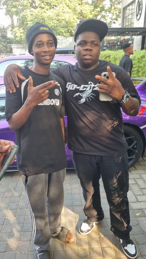 assap_prince's tweet photo. Make me go Higher 💪🦍🦍🦍

@benny7gg  @burnaboy  #burnaboy https://t.co/QtJctapeL2