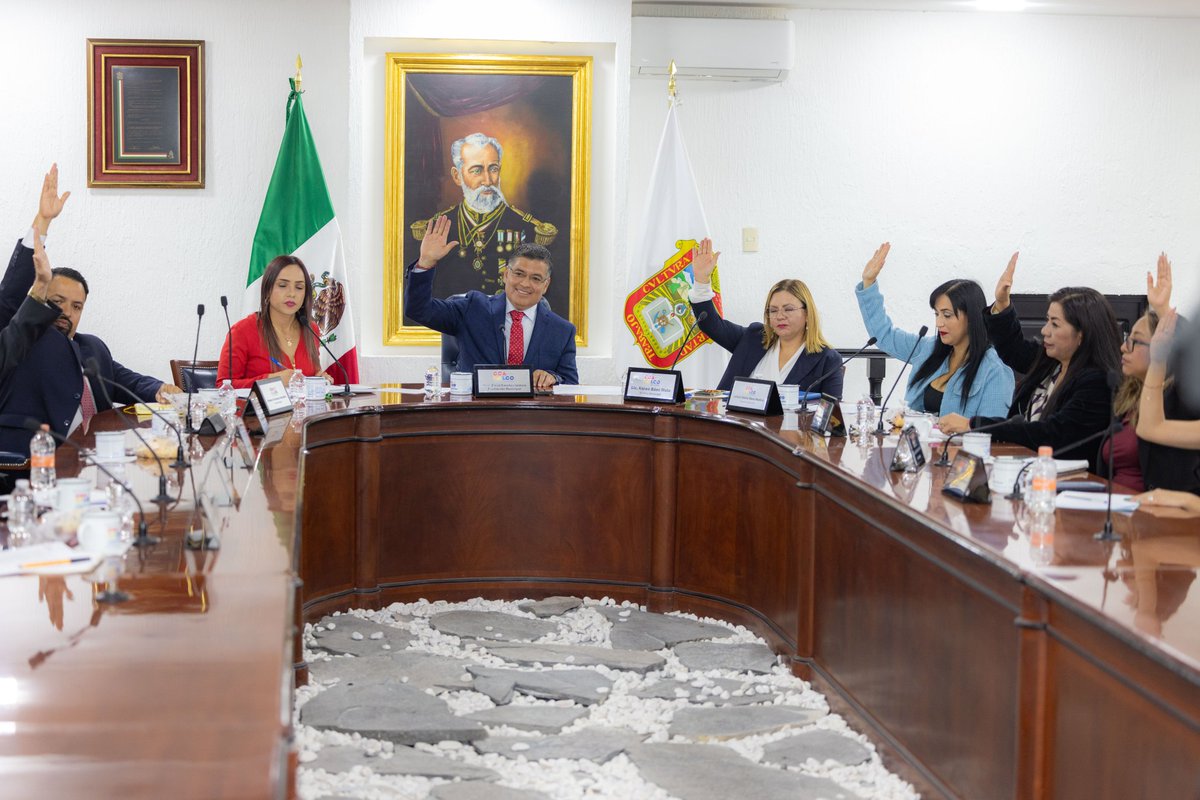 davidsanchezi's tweet photo. En la 1ra Sesión Solemne de Cabildo, reafirmamos el rumbo que nos trajo hasta aquí: trabajar con honestidad, transparencia y compromiso. Este nuevo periodo será una extensión del esfuerzo, de los logros alcanzados y de nuestro compromiso de seguir brindando buenos resultados. https://t.co/D2selz3FJy