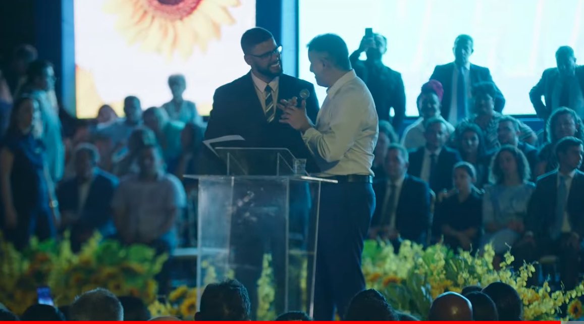 robertatum's tweet image. Secretário Extraordinário de Igualdade Racial é o jornalista Eduardo Azevedo, do Somos