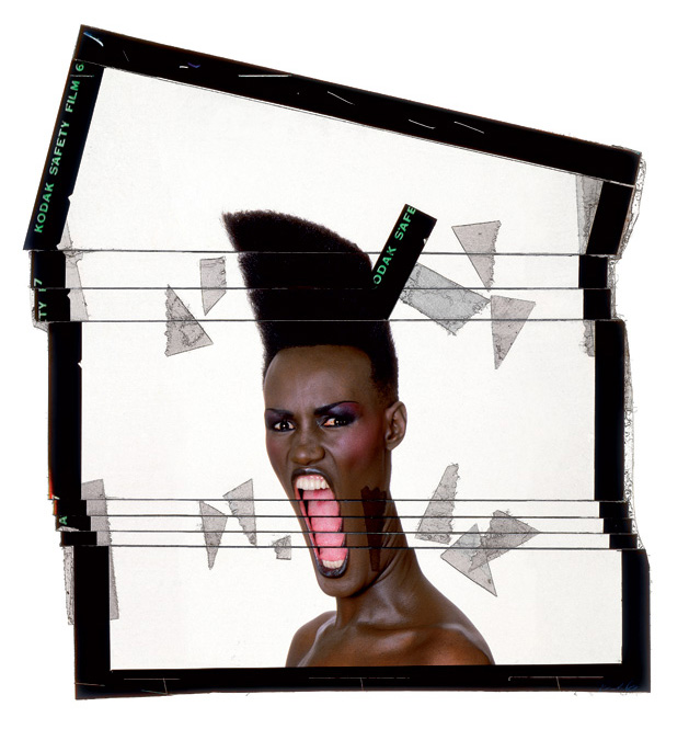 Je vous souhaite une année 2025 pleine de grâce ! (Photo : Jean-Paul Goude) #BonneAnnée #MaFoiLaRetouchePhotoAvantLIA #IlYavaitParfoisDesRatés #NenDéplaiseàCertains #NoirEtBlancOuCouleursCEstToutPareil