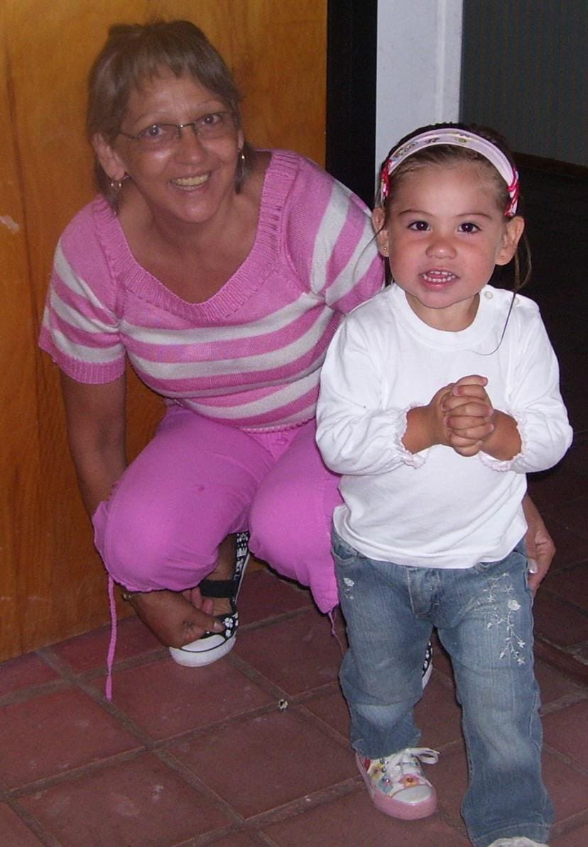 Feliz año a ustedes, que se que en cada paso que doy ustedes siempre me acompañan de arriba. 👼🤍