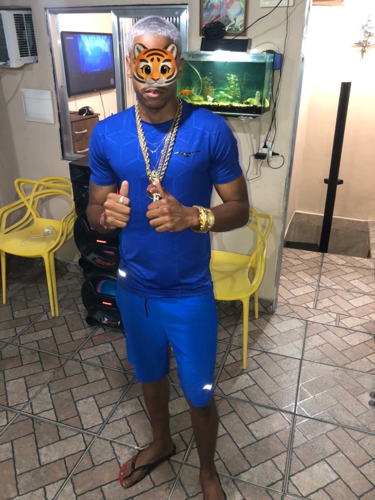 Abra a foto 😈😈😈