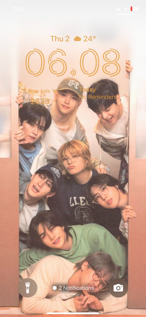 lately udah jarang pake ls ada muka orang tapi this ot8 photo made me come back to my roots