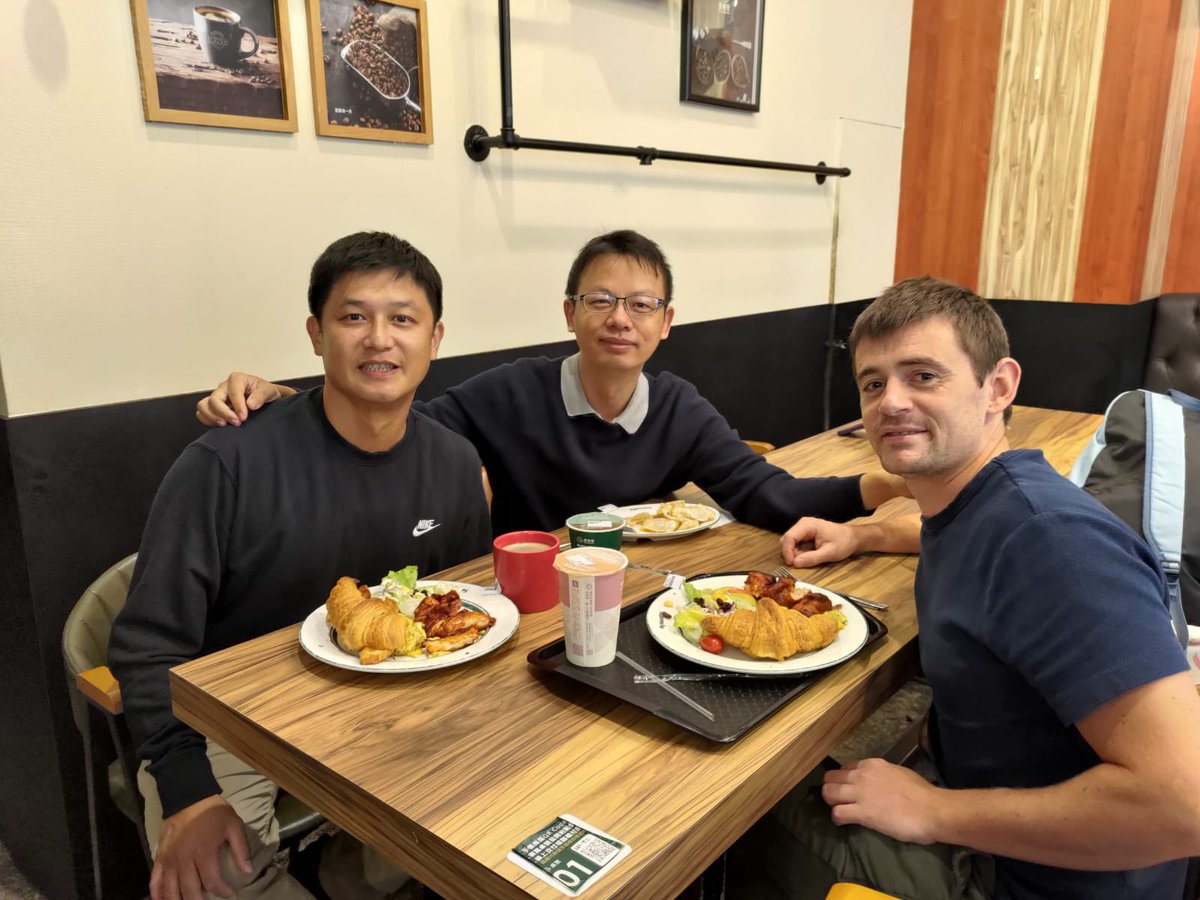 BenSuykens's tweet image. End of research stay at the National Sun Yat-sen University. Taking home: 400+ full survey responses on #nonprofit #marketization &amp;amp; #performance, two new paper ideas, and some travel memories. Thanks @cctsainsysu for the hospitality &amp;amp; collaboration. Now, back to @GovPA_UGent  ✈️