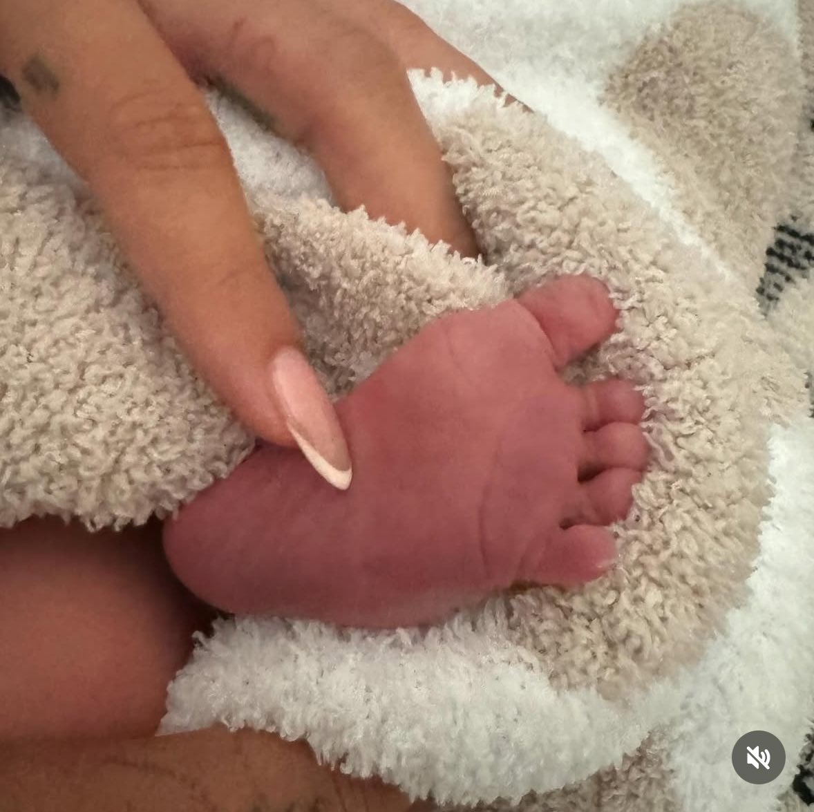 NatashaCT_2's tweet image. baby jack is getting so big! how is he almost 5 months old 😭😭😭 #justinbieber #jackbieber #jbb #haileybieber