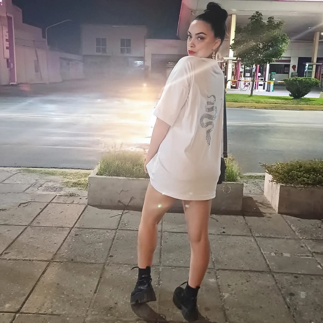 SabriiRamiirez's tweet photo. Bienvenido 2025 🥂🤍 https://t.co/UWgYqjiiAN