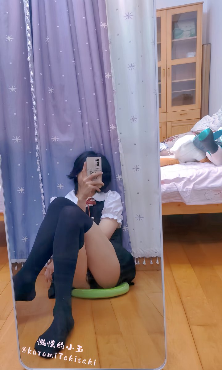 所以你的意思是  宝宝 老公 老婆  叫了一整年 然后社交软件上暧昧了好几个  到最后连个陪你一起过年的人都没有  是吗？
#男娘 #桂林 #大屌萌妹 #南梁