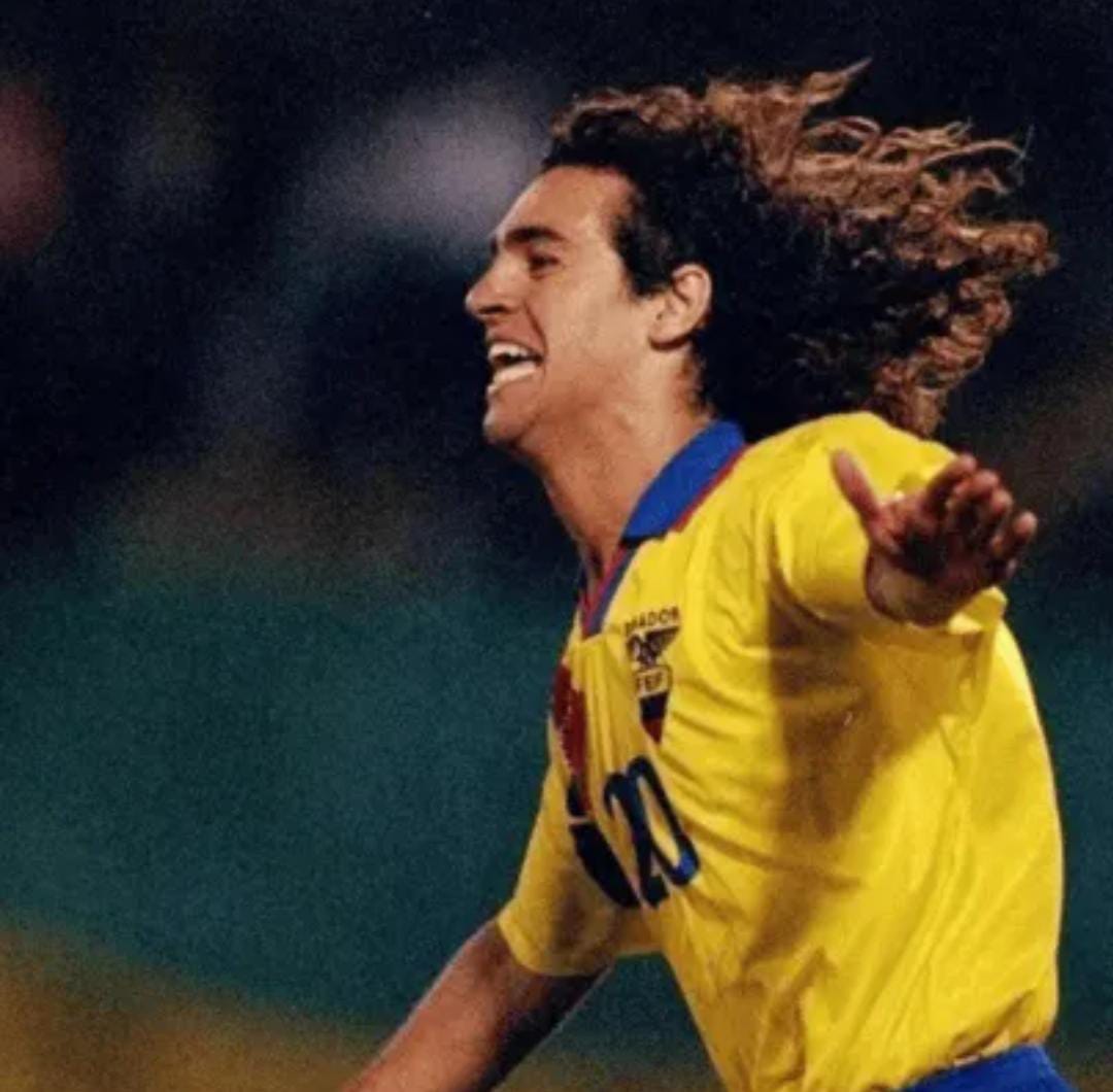 En el ámbito deportivo a muchos les va doler lo del Delfín SC, en Manta nadie tomar las riendas, gracias a Eco. Delgado ser campeón no es cosa fácil. Bienvenido Ariel Graciani y su equipo.