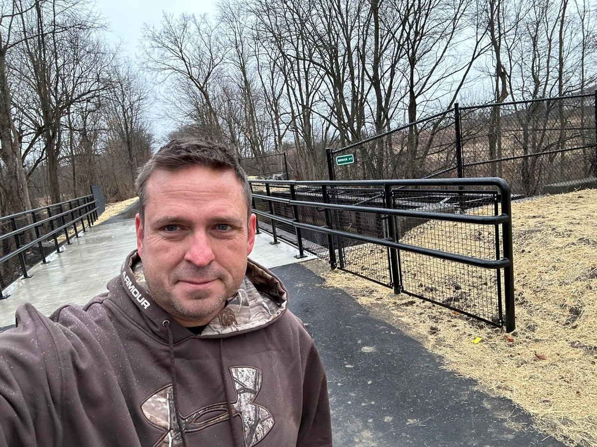 SNeuhausOC's tweet image. New bridge. New Year. Lots of challenges. More to be grateful for. 
-
Happy New Year, Orange County! 
-
#getoutandexplore #FearlessLiving #steveneuhaus #orangecountyny #orangecountygovny #makeyourownweather