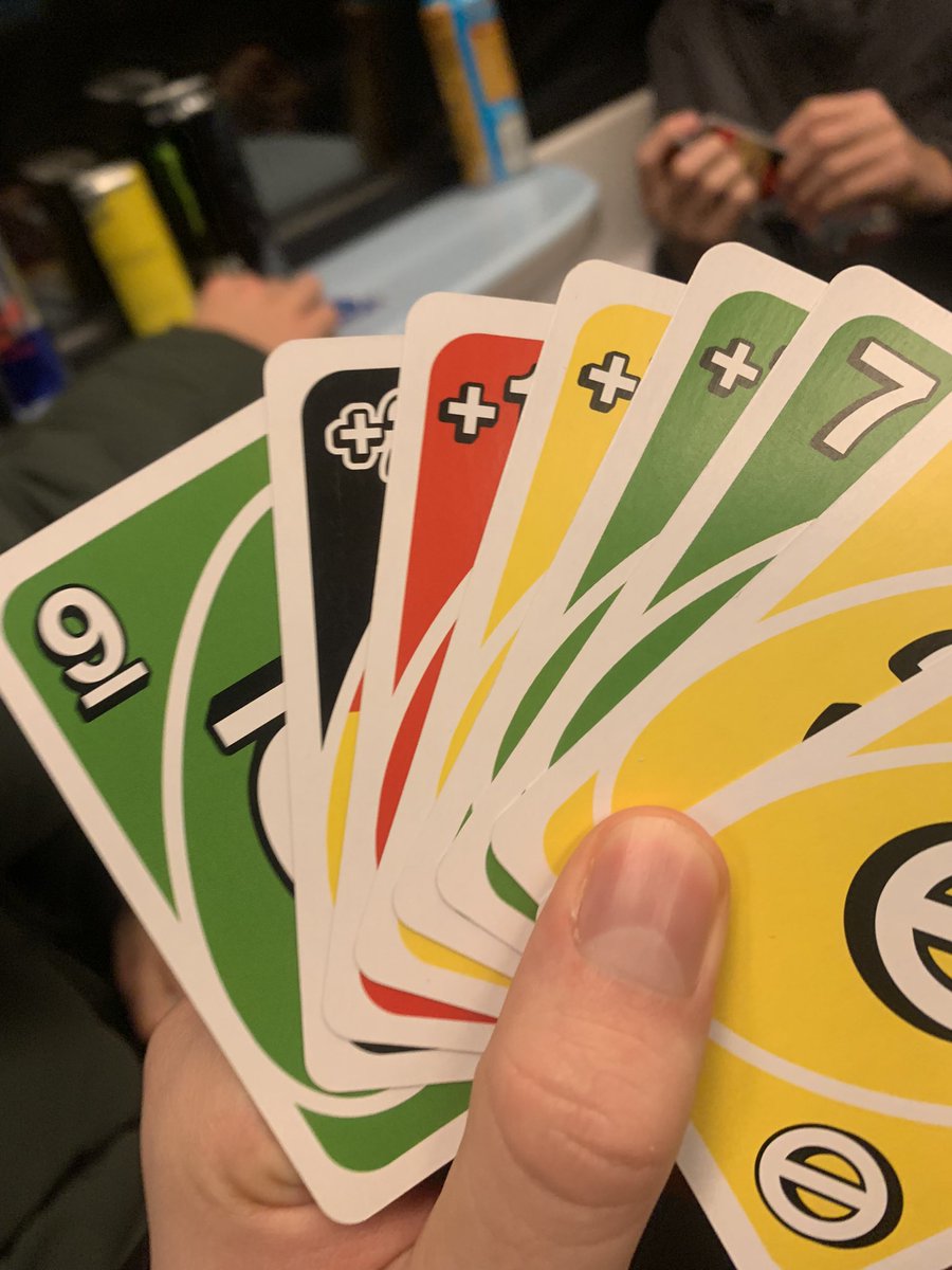 6am uno in train goes crazy