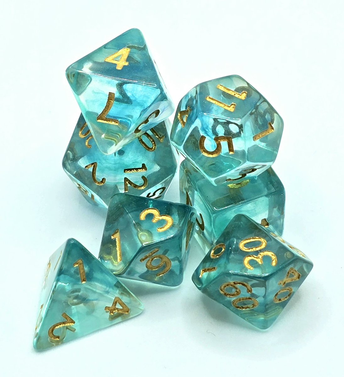 AislynMcgregor's tweet image. The "Goblin Dice Hoard" essence #dice set - a collaboration between @GateKeeperGamin and @HoardDice
#DiceNightSpotlight