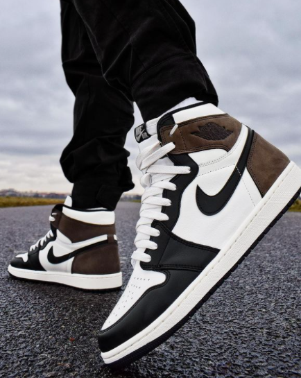 Sneaker Pics tweet media