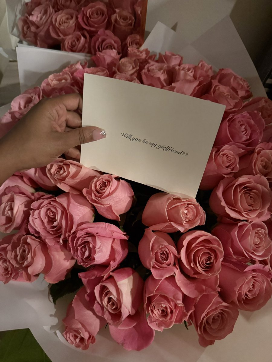 Officially a girlfriend 🥲💞