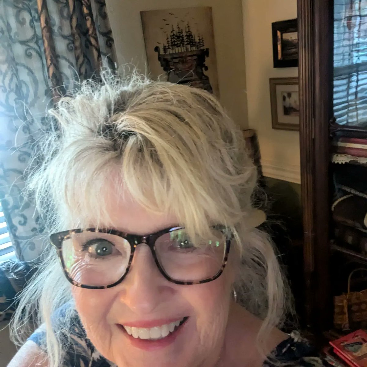 TierneyJames1's tweet image. New Year new book distributor with #IngramSpark. 44,000 #BookOutlets. Start with #BarnesAndNoble