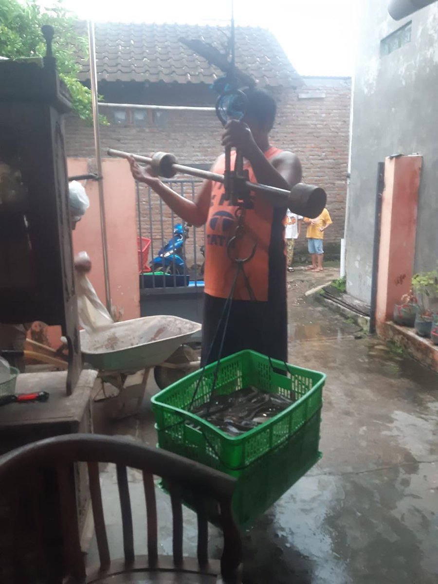 NF_Rosadi's tweet photo. Rabu, 04/12/24
Nirvani FR, Luhkan Karanganyar
Melaporkan kegiatan panen ikan lele milik Pokdakan "Mandiri" alamat Desa Suruhkalang Kecamatan Jaten dengan jumlah 192kg harga 18.000/kg #GiatLuhkanSatminkalTegal #luhlapor
@pusluh_bppsdm
@PKBLU_bp3tegal https://t.co/JQ2Jrm57U1