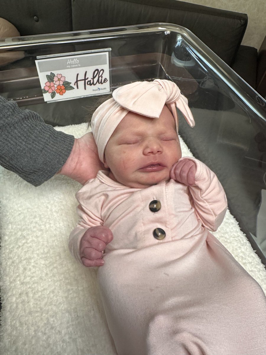 Say hello to Lincoln's first baby of 2025, Hallie Dalton.

Hallie was born at 12:15 a.m. and is six pounds, nine ounces and 18.5 inches long.

We extend our congratulations to Reid and Marissa Dalton on the birth of their daughter.