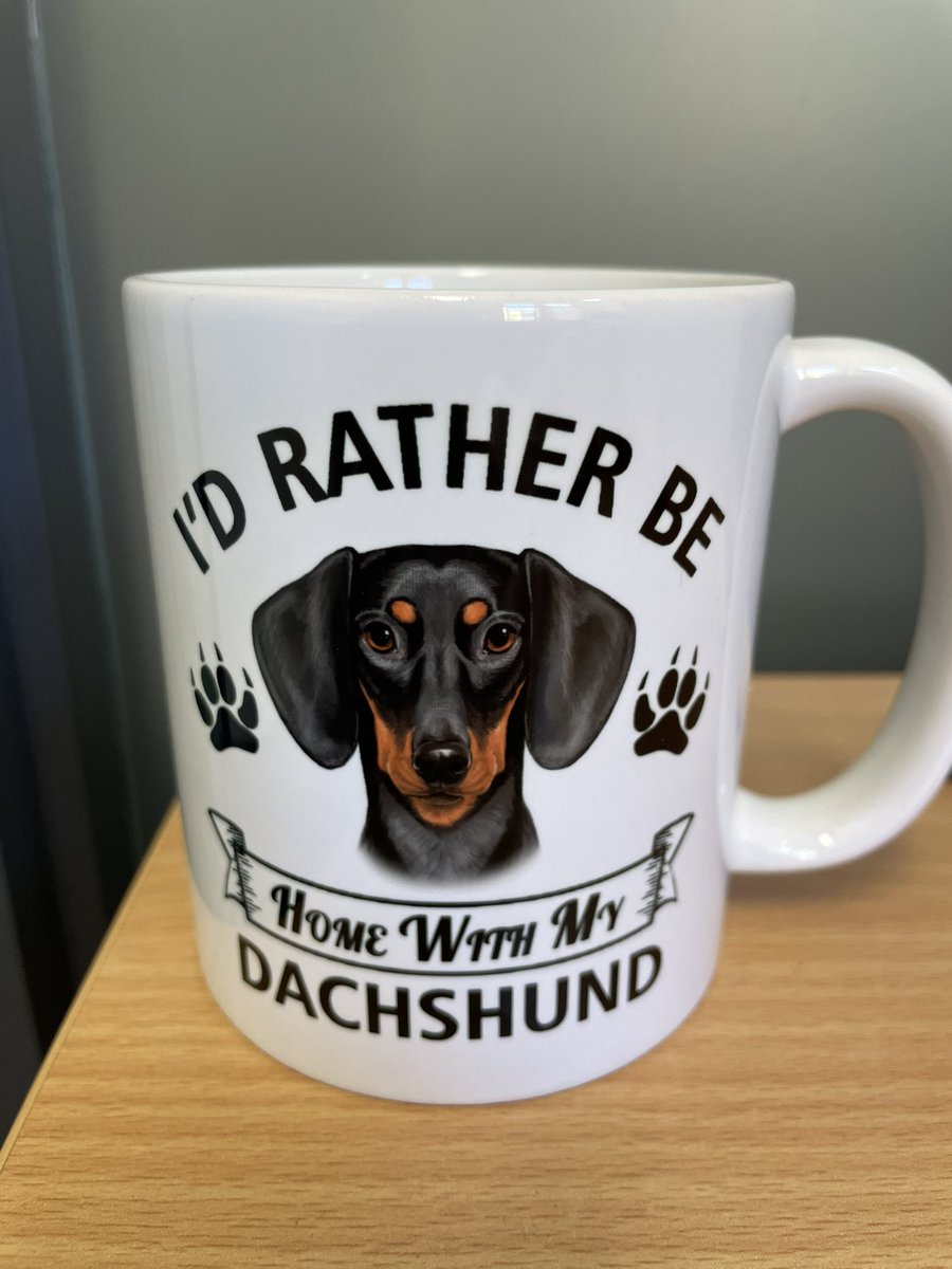 Happy New Year, everyone. My new coffee mug for work does NOT mean that I’ll be working from home all year 🤪