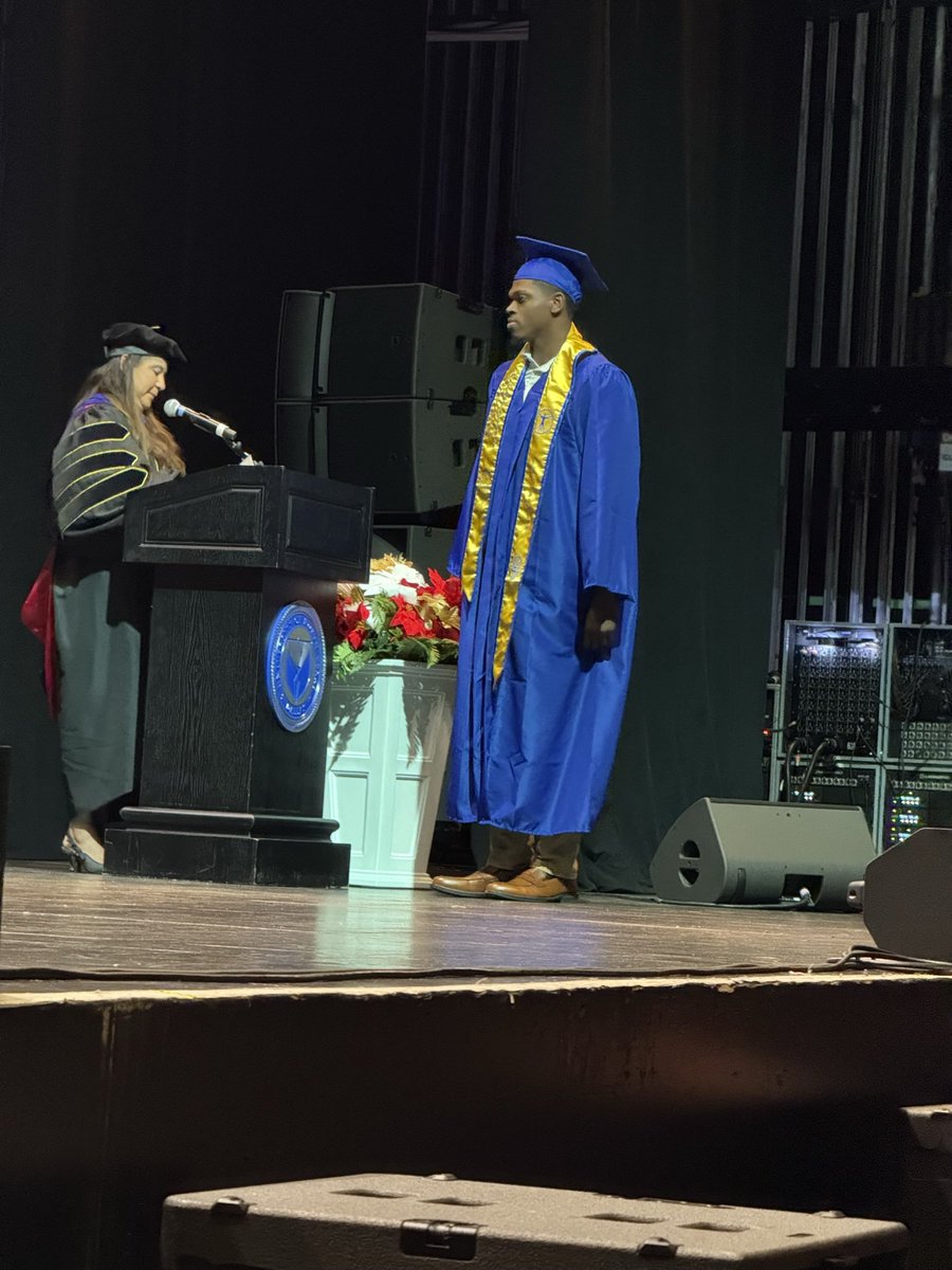 DavisFalconsMBB's tweet image. BOD Alumni with continued success. Proud of these dudes. #BOD💪🏾 

@44greg1 - Graduated from UNT- Dallas 

@globaldylan - Conference player of the week

@JohnathanGray23 - Started as a Freshman vs Baylor 

@Harrell5Isaiah - completed basic training