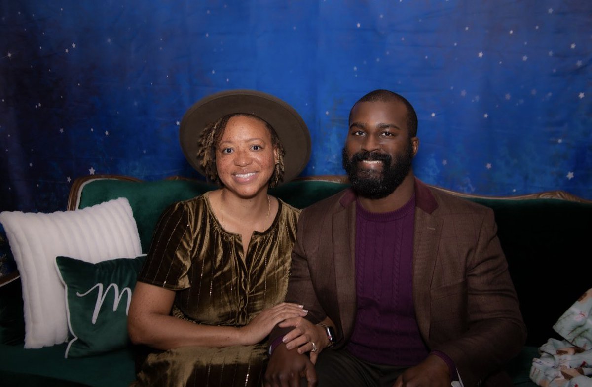 GoldSetInSilver's tweet image. Happy New Year!