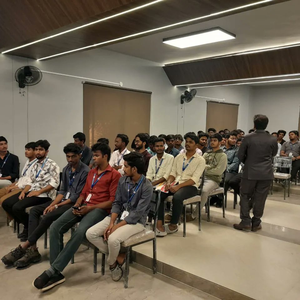 giet_hyd's tweet photo. NSIC (National Small Industries Corporation) and CITD (Central Institute of Tool Design) extension center Karimnagar, Telangana, both under the aegis of Ministry of MSME conducted an Entrepreneurship Awareness Program (EAP) at Global Institute of Engg. and Tech.(A) on 30/12/2024. https://t.co/ZemFgaUYk9