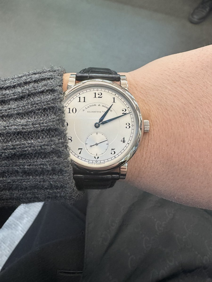 BobsonWatch's tweet image. あけましておめでとう御座います🎊
今年もよろしくお願いします🥺

元旦はまったりしたので、今日はお出かけじゃい！