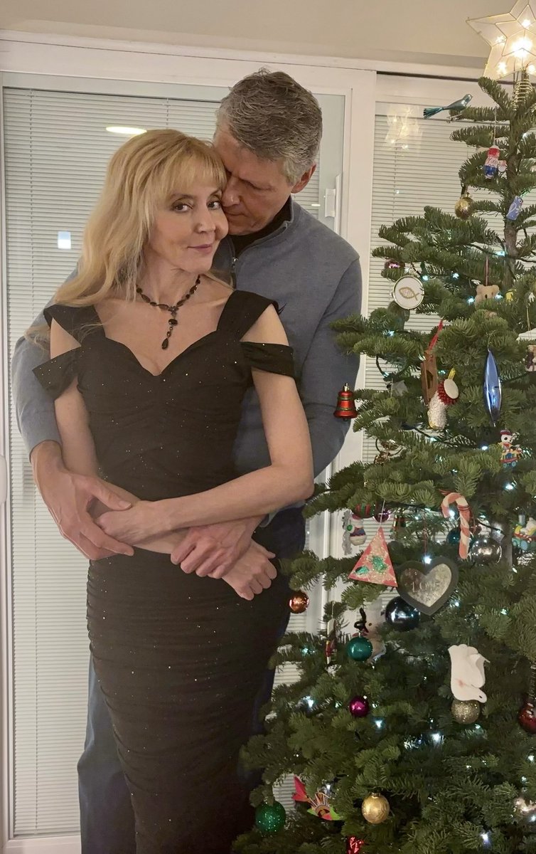 Ending an incredible year with the most magnificent woman by my side. 🎇✨ Reflecting on all the love, laughter, and memories we’ve shared in 2024, and looking forward to everything 2025 has in store. Cheers to new beginnings and endless possibilities! 🥂❤️ #NewYearsDay