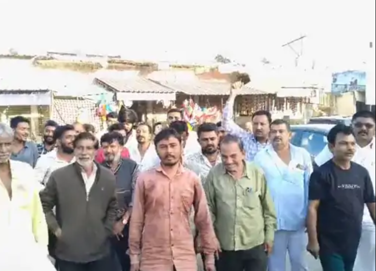Traders in Shihori shut shops protesting Kankrej Taluka’s inclusion in Vav-Tharad district
