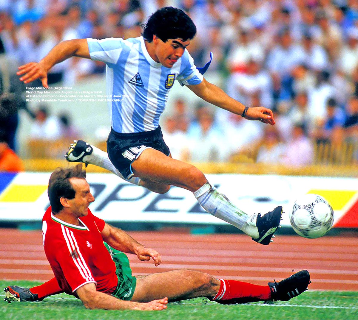 Diego Maradona (Argentina)
World Cup Mexico86, Argentina vs Bulgaria2-0 
at Estadio Olímpico Universitario in Mexico City 
on10 June 1986   
Photo by Masahide Tomikoshi / TOMIKOSHI PHOTOGRAPHY