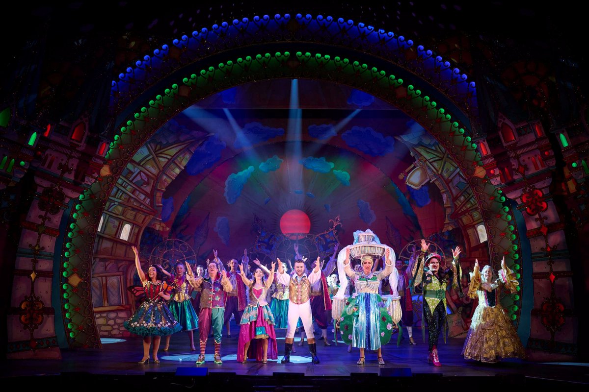 Imagine_Theatre's tweet image. Eden Court's Jack and the Beanstalk is heading into its final show so we would like to say a big thank you to all involved in making this panto a GIANT success! #invernesspanto @EdenCourt