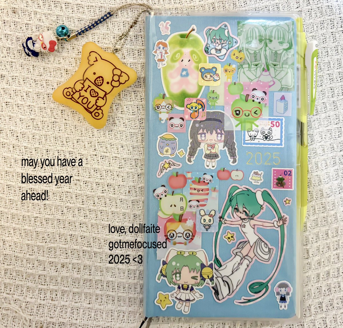 happy new year !! <3