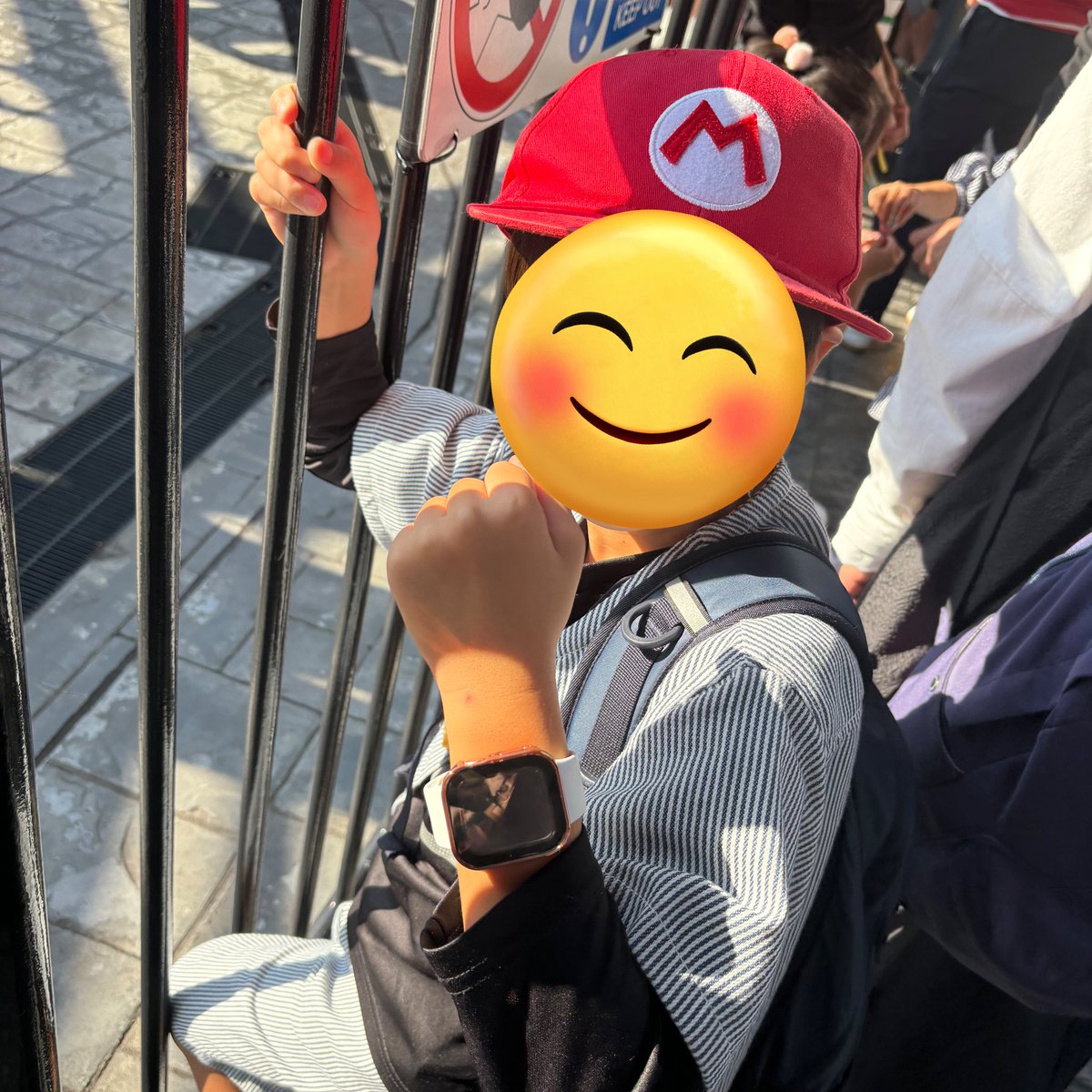 naaatun's tweet photo. 皆さんが買ってる
Apple Watch
本当に子どもにオススメです！

子ども専用ウォッチを前に使いましたが
途中で勝手にアプリ終了で使えなくなり

悩んだ末に
Apple Watch購入し
auで月388円でGPSと
いつでも連絡取れる手段が手に入り
めっちゃ安心してます❤️✨

ほぼ毎日、充電必須のが難点ですが💦 https://t.co/w01tZ6Tw4b
